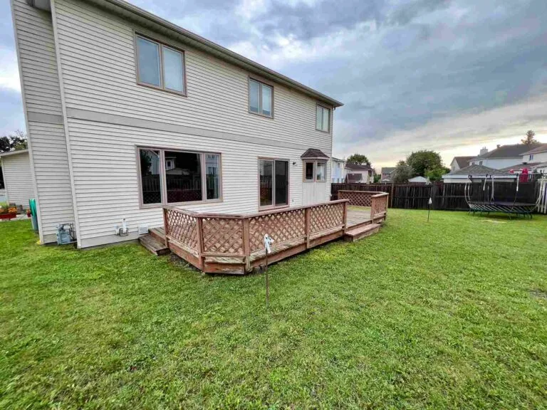 11_Barrhaven_patio_before_11zon-768x576